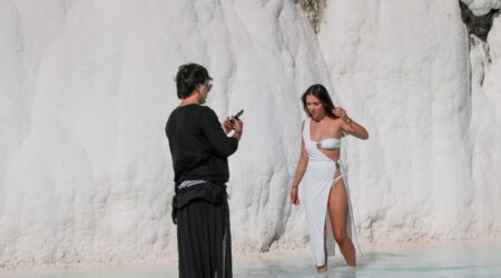 Minimalist Guide to Tracking Celebrity Gossip